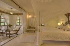 Almanara-resort-Luxury-Suite