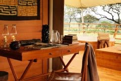 Serengeti-Bushtops-tent-interior1-2000x927