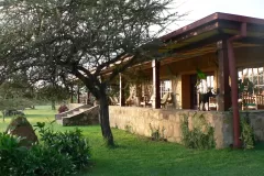 Sosian-lodge-veranda